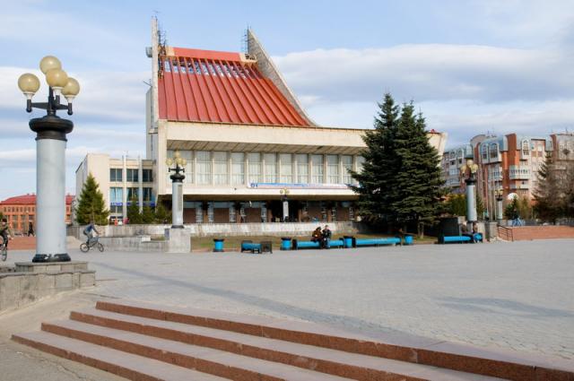 фото музыкальный театр омск