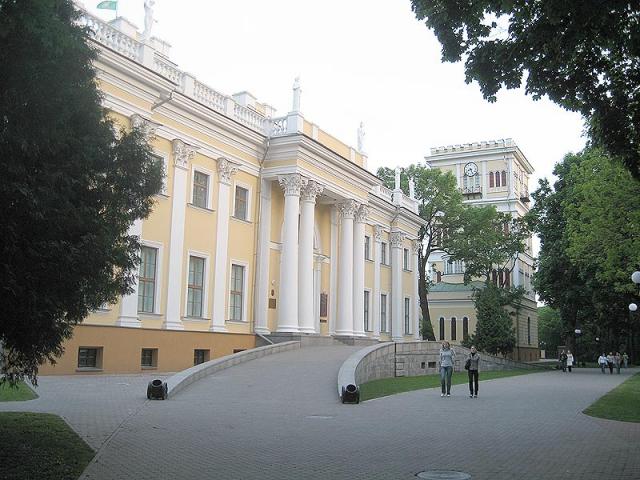 Дворец Румянцевых и Паскевичей